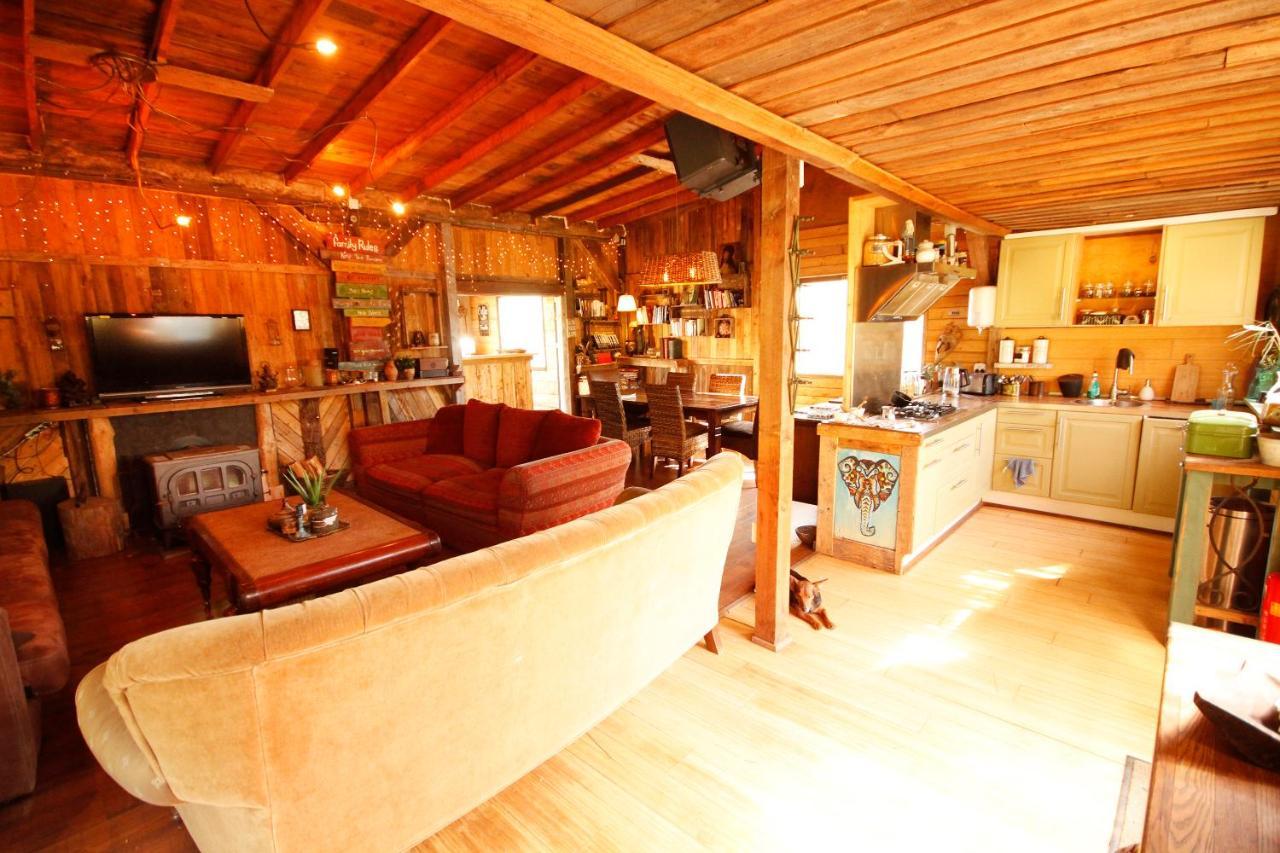 Bamboo Lodge Groningen Eksteriør bilde